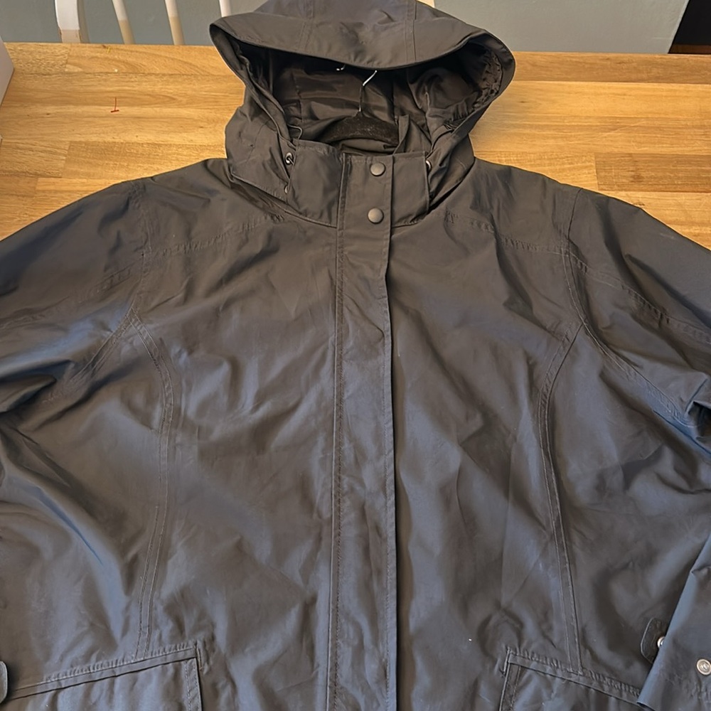 Ll Bean Rain/Wind Trenchcoat - image 5